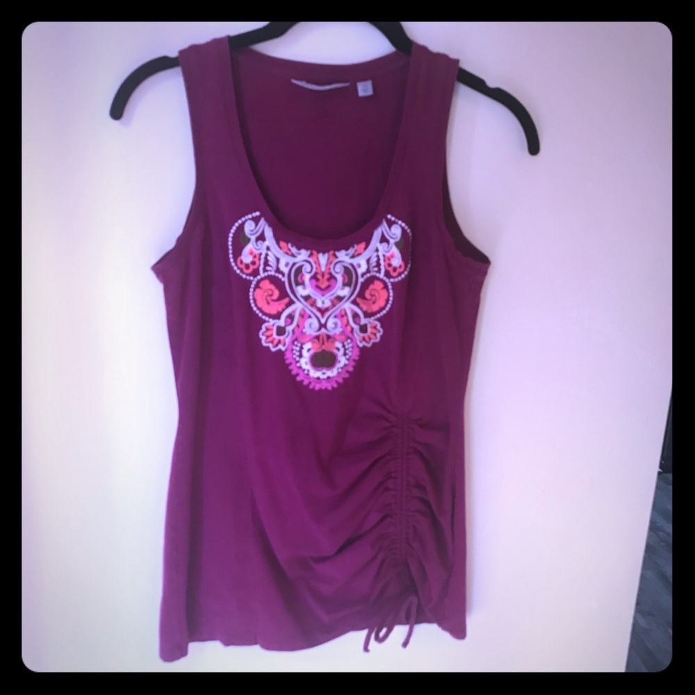 ATHLETA XS athletic embroidered neck blouse